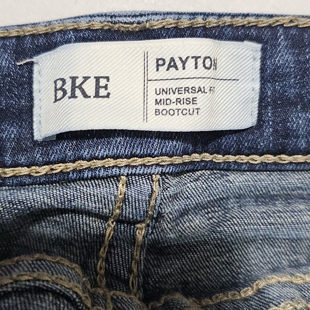 BKE Payton Universal Fit Mid Rise Boot Cut Jeans Size 29X29.5 (31x28.5) Buckle - Picture 7 of 8